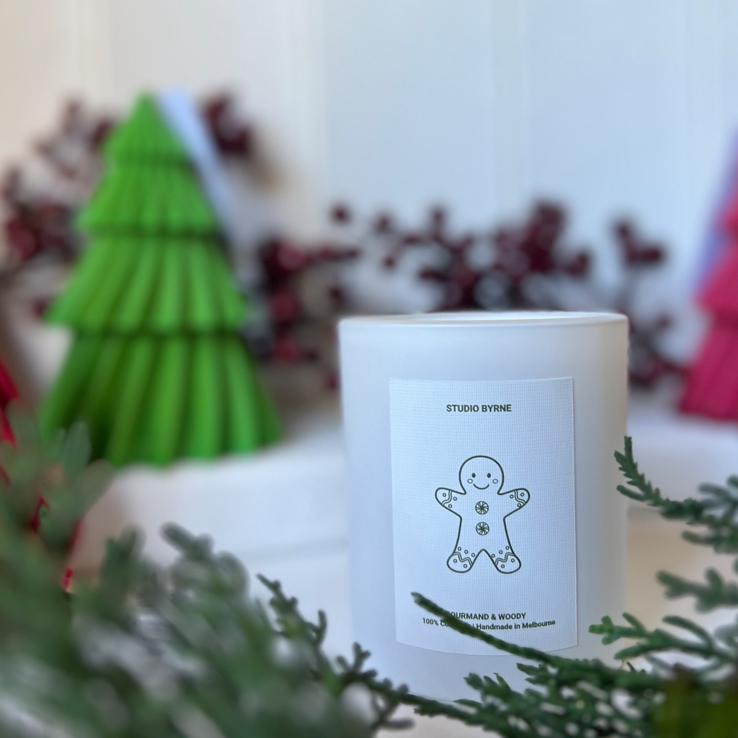 Gingerbread & Rum Scented Candle