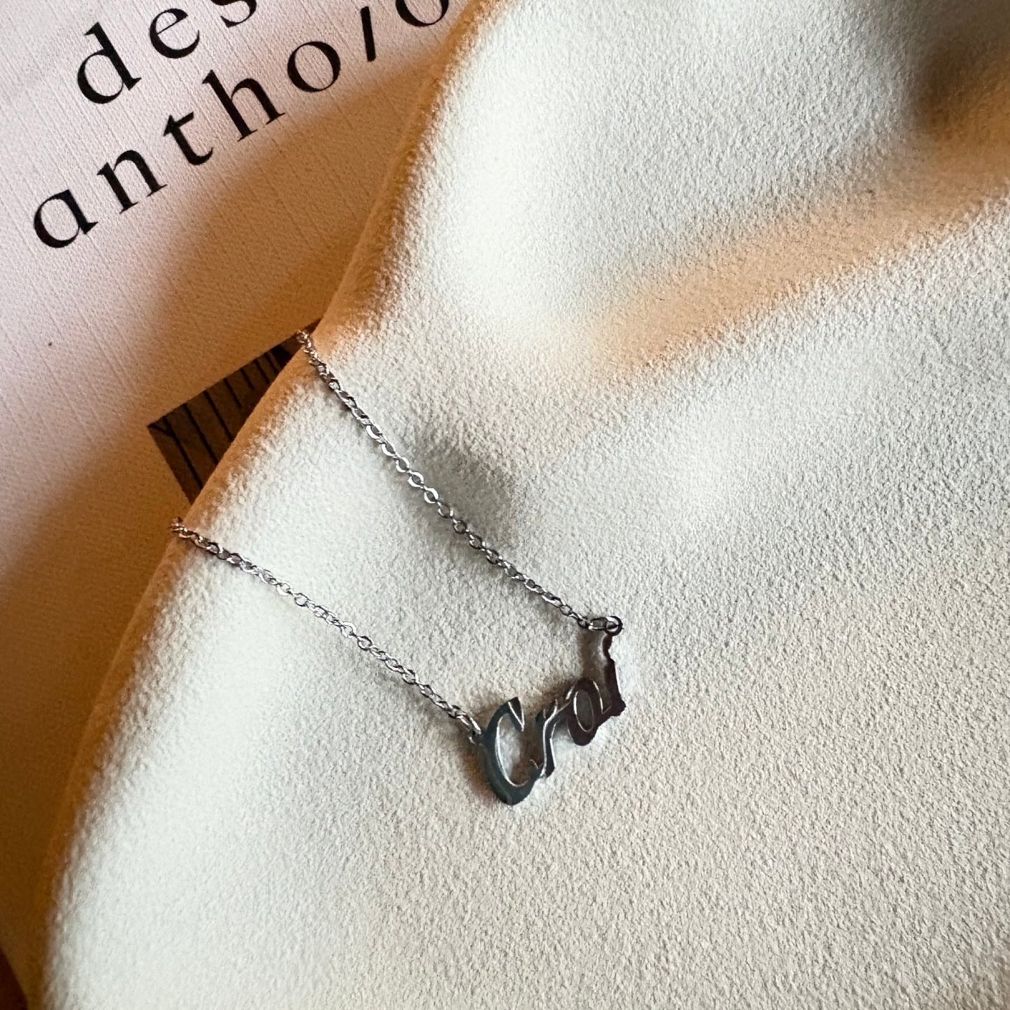Croí Necklace | Meaning Heart