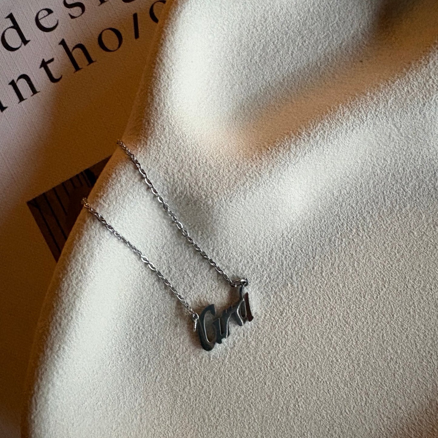 Grá Necklace - Meaning Love